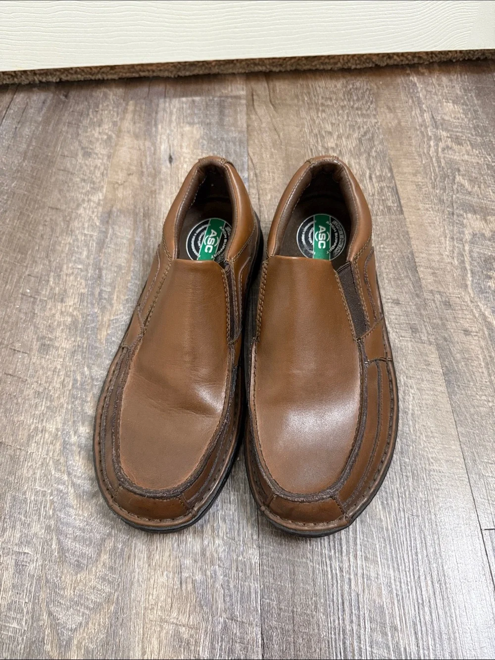 Skechers Men's Carrera Brown Leather Slip-On Loafers